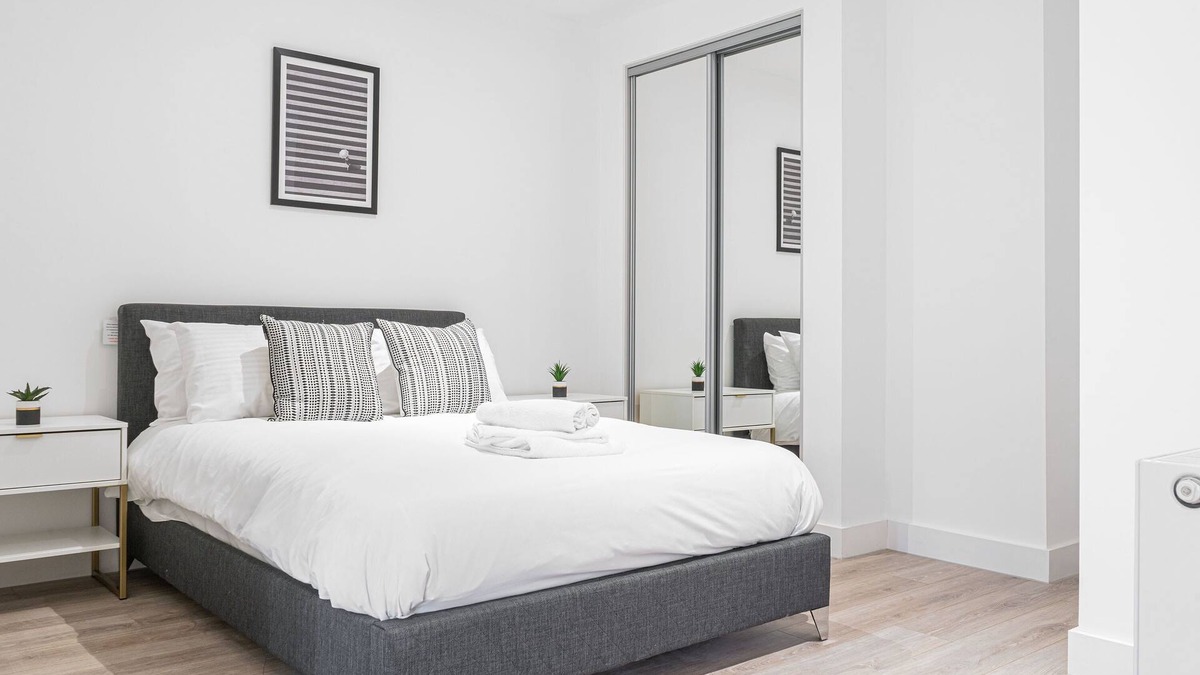 Barnt Green Apartment | SevenStays Residences Solihull - NEC/Airport