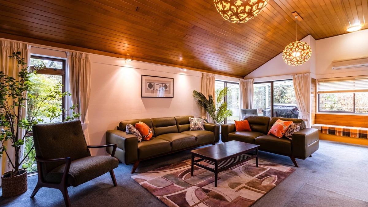 Hanmer Springs House | Seventeen On Cheltenham