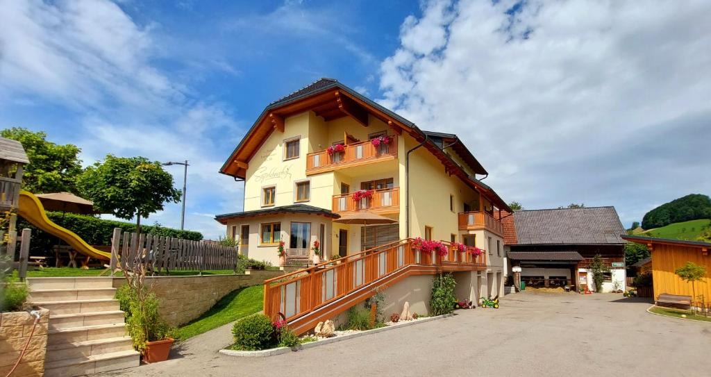 Maria Neustift House | Seyerlehnerhof