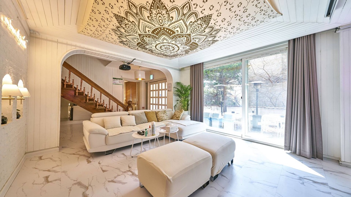 Seongbuk-dong House | SG Tailored Serviced Home 5 MIN walk from Hansung univ. stn
