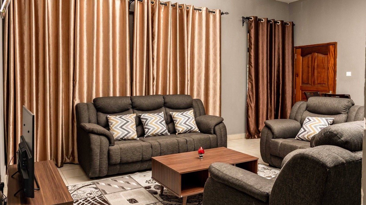 Embakasi Apartment | SHA Homes is a 3 bedroom apartment situated in Imara Daima, Nairobi, Kenya.