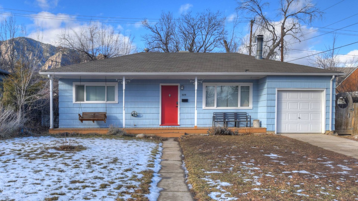 Martin Acres House | Shabby Chic Boulder Bungalow