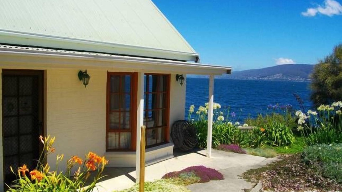 Howrah House | Shack on the Edge Waterfront