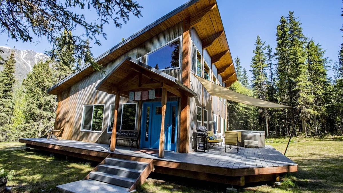 Cooper Landing House | Shackleford Creek Mountain House a unique home ready for your Alaskan adventure