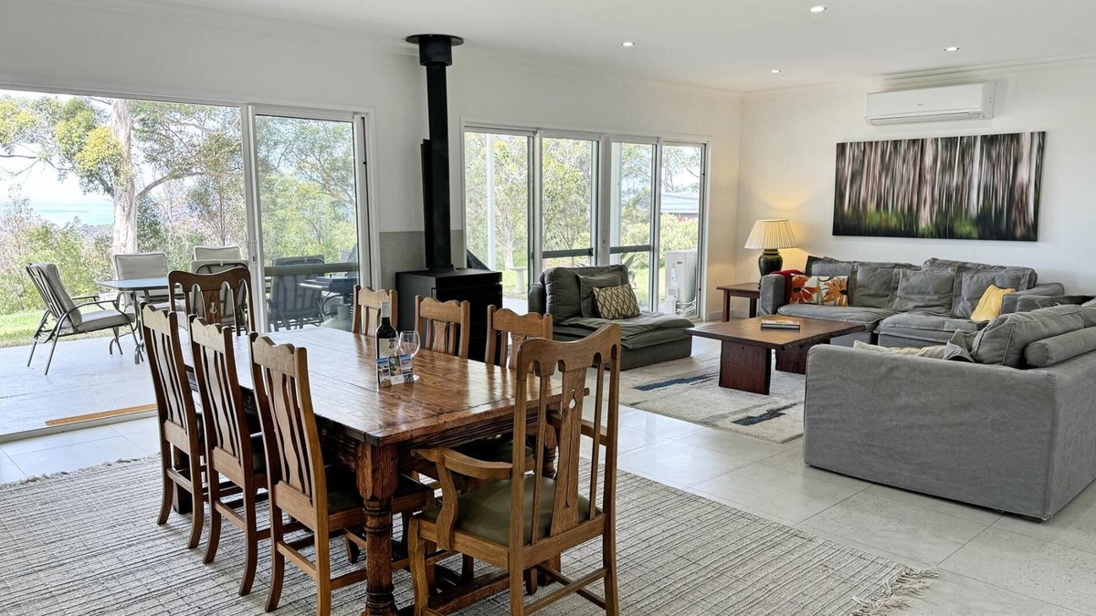 Denmark House | Shadforth Rise: Peaceful modern haven, Inlet views