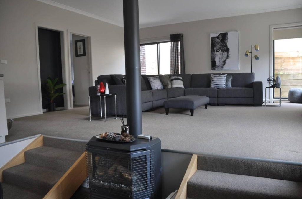 Canadian Apartment | Shai Beau