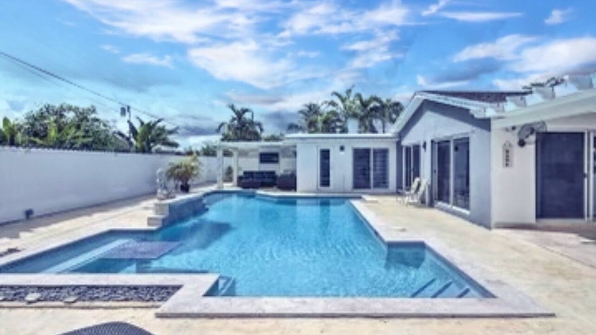 Miami Lakes House | shakes house
