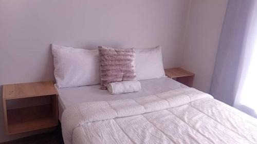 Rundu House | Shalom Villa Guest House
