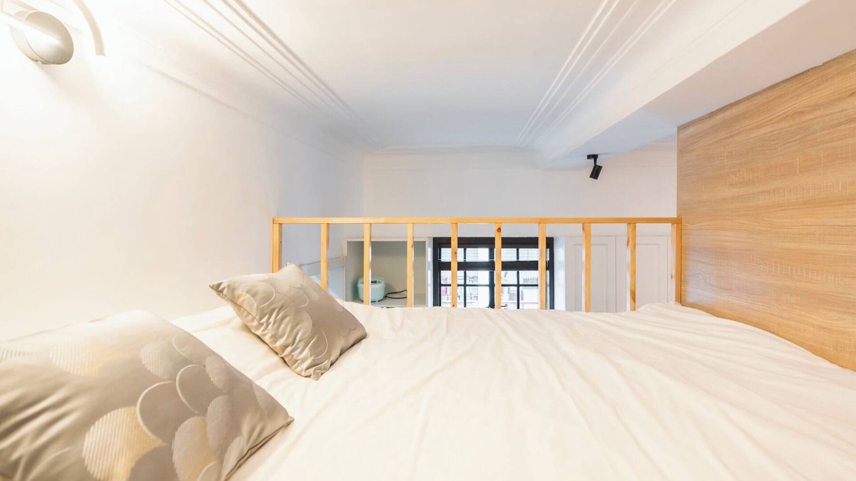 Huaihai Road Commercial Area Apartment | Shanghai Hills & Gefii Kumomon Family
