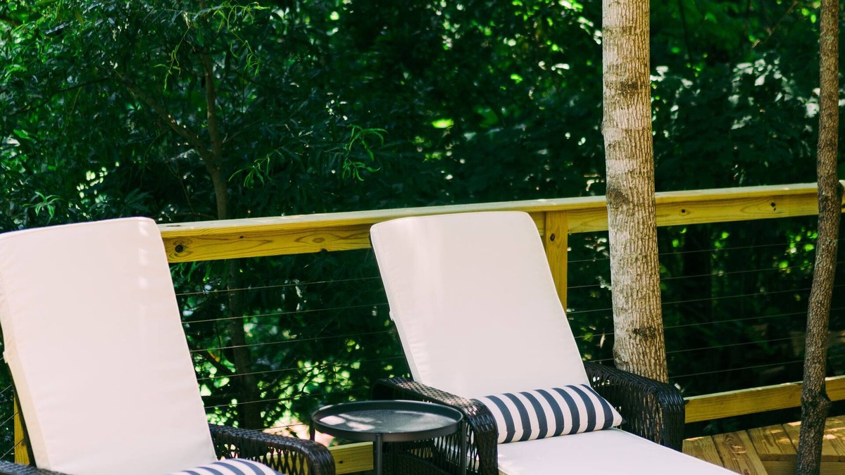 Taylorsville RV Rental | Shangri-La, Luxurious Lake Front Glamping Tent on Lake Hickory