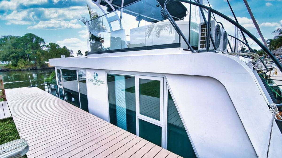 Merritt Island Boat Rental | Shangri La Summary: W