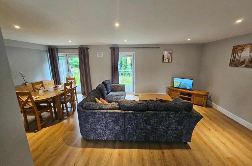 Portumna Apartment | Shannon Oaks Apartments