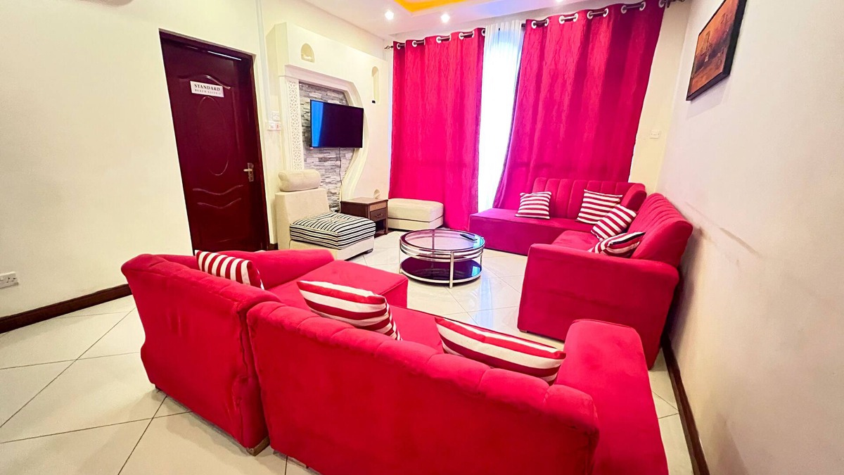 Mombasa Apartment | Shanzu Beachfront Apartments with beautiful ocean views and a swimming pool