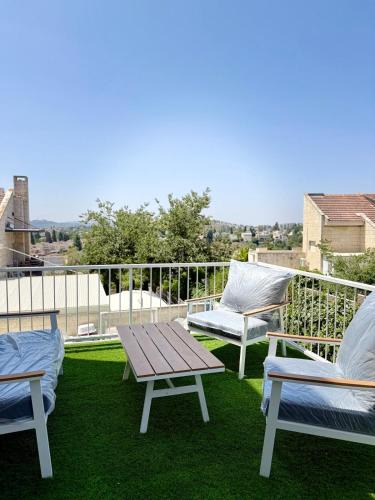 Mevaseret Zion Apartment | Shara exclusive