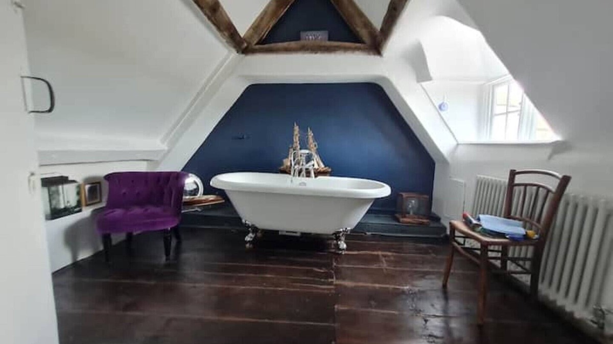 Frome House | Shared Tudor house entire top floor for you in central Frome newly restored