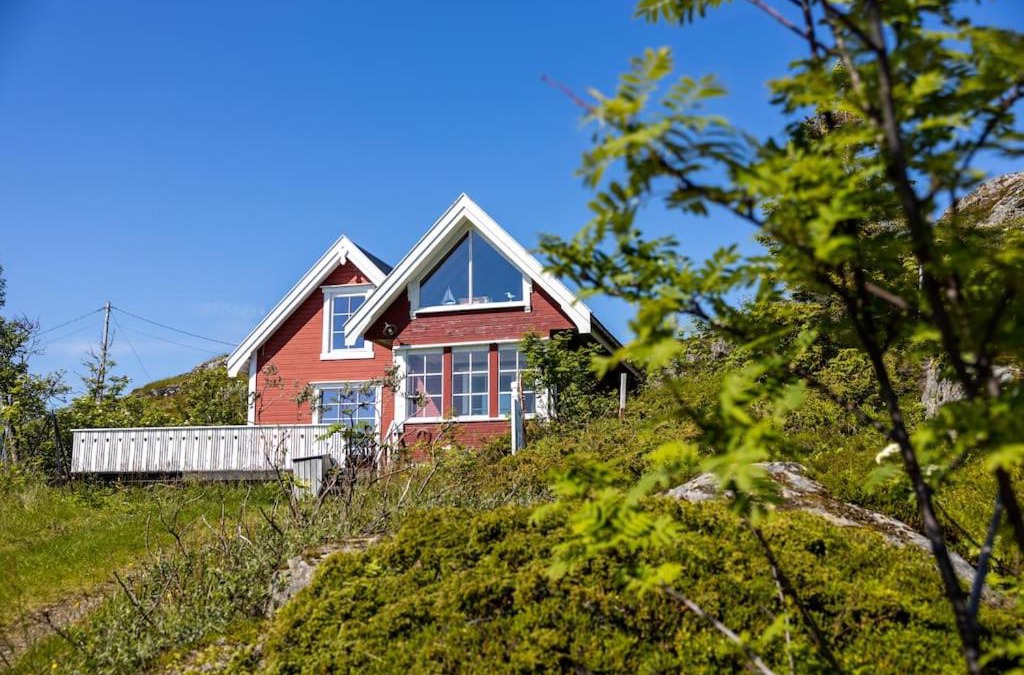 Sund i Lofoten House | Sharming cabin in Sund