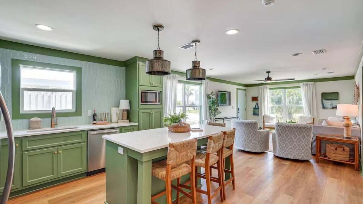 Kiska Beach House | Shasta Street Retreat - New to Mgmt