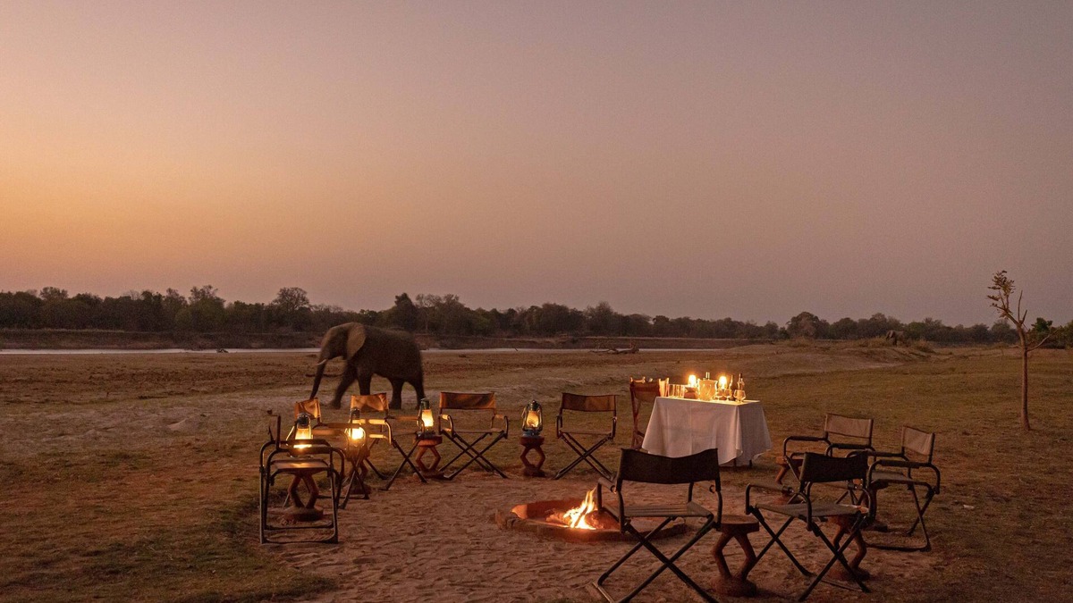 South Luangwa National Park Cabin | Shawa Luangwa Camp