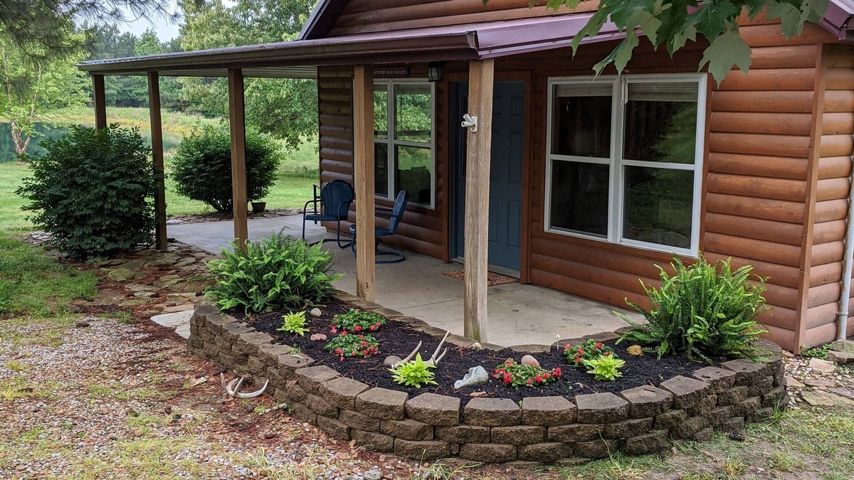 Golconda House | Shawnee Pines Lodging - #1 Loft Cabin