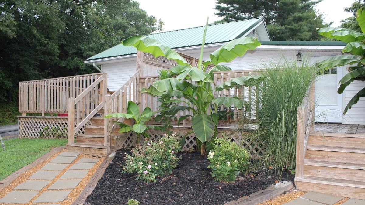 Goreville Apartment | Shawnee Trails Lodging and Suites