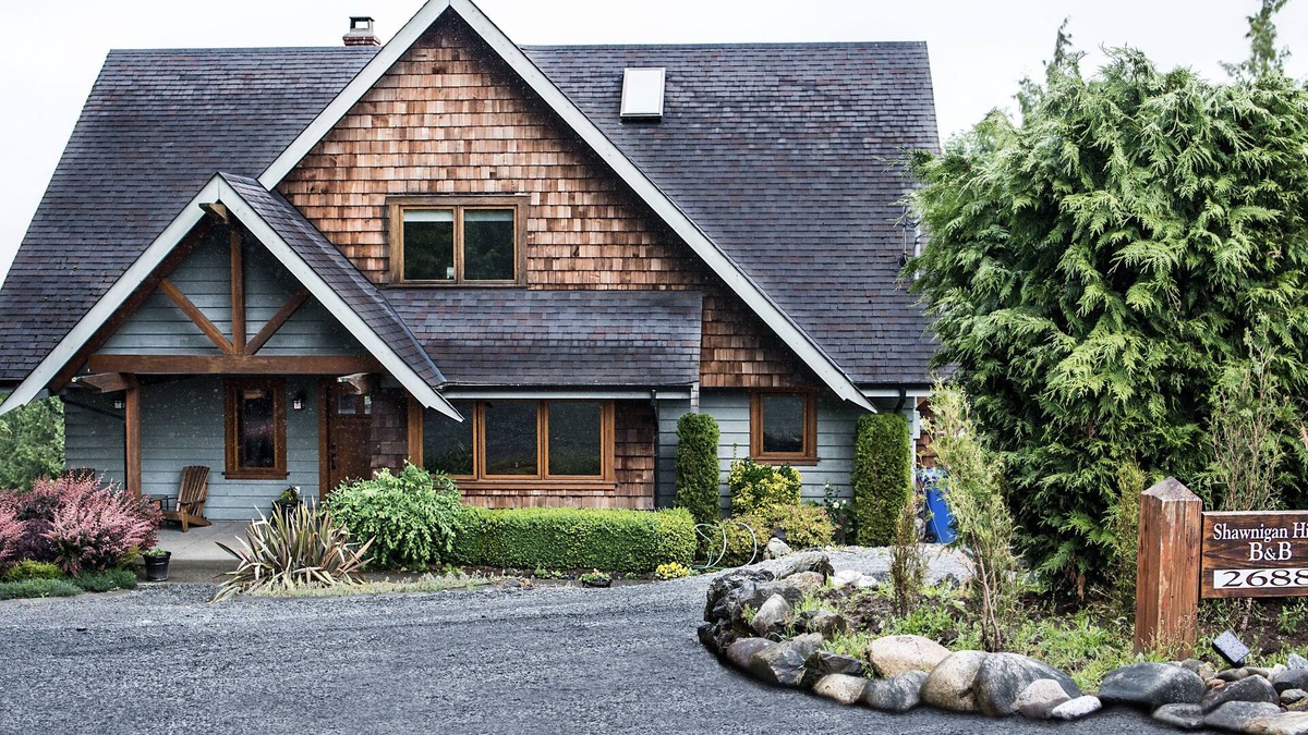 Shawnigan Lake Bed & Breakfast | Shawnigan Hills Guest Suite