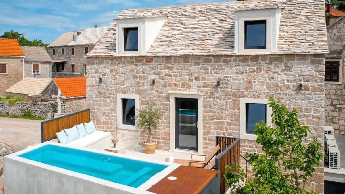 Gornji Humac Villa | She House - villa with heated pool and sauna - 10 min from the beach