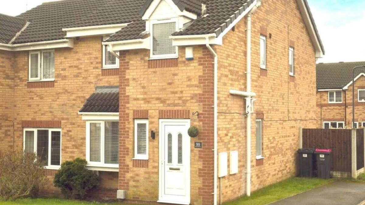 Ridgeway House | Sheffield Blissful Retreat - 3 Bedroom House