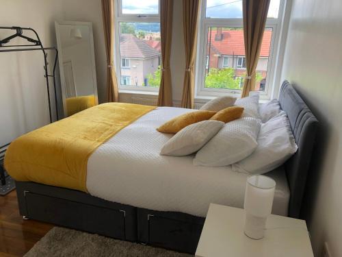 Hillsborough House | Sheffield Retreat - Cozy 3 Bedroom House