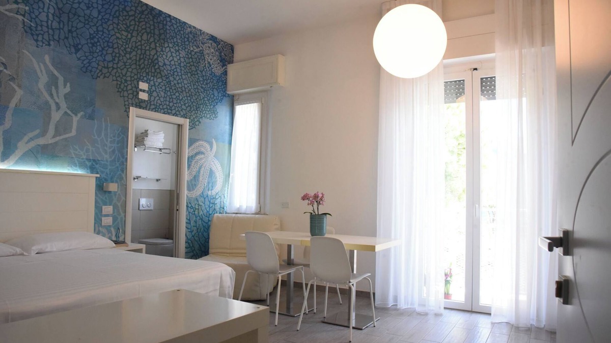 Igea Marina Apartment | Shell: Double room with kitchenette