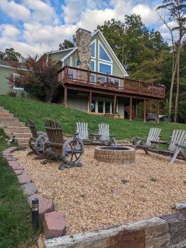 Front Royal House | Shenandoah Thunder Chalet Guest Suite