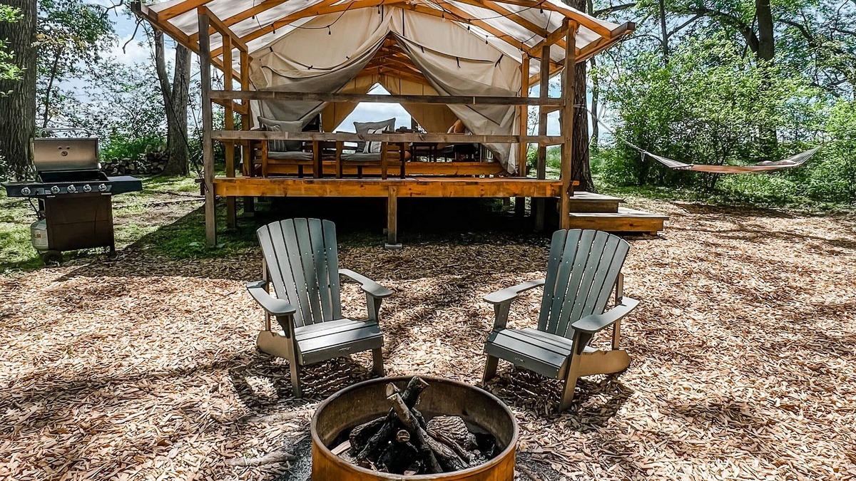 Singers Glen House | Shenandoah Valley Cozy Sunrise Glamping Tent