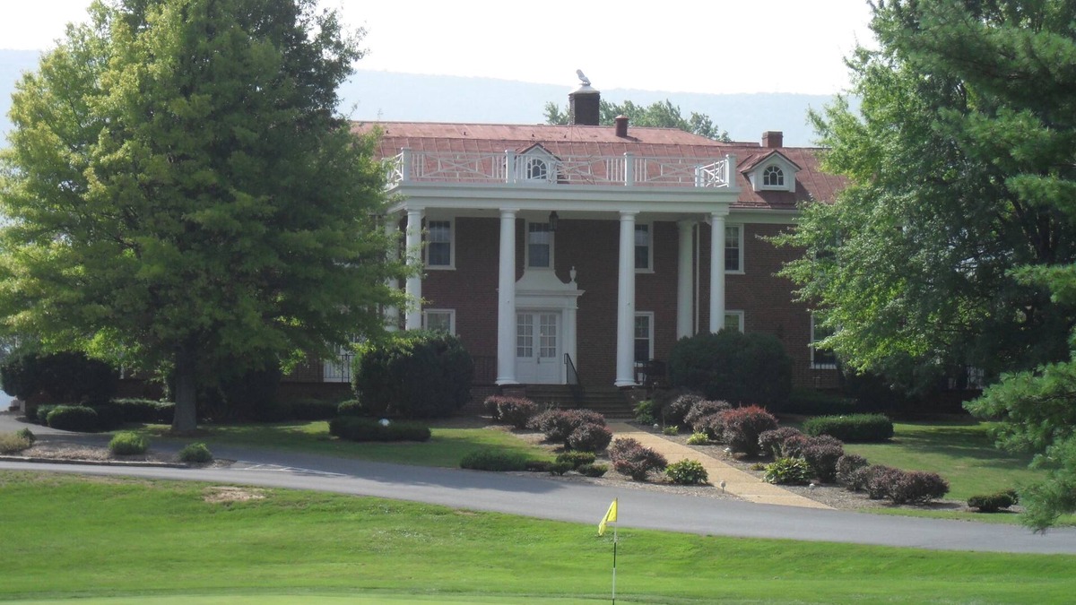 New Market Hotel | Shenvalee Golf Resort