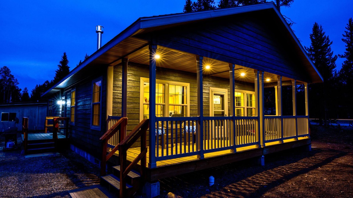 West Yellowstone House | Shepherd Family Retreats- Bear Cub