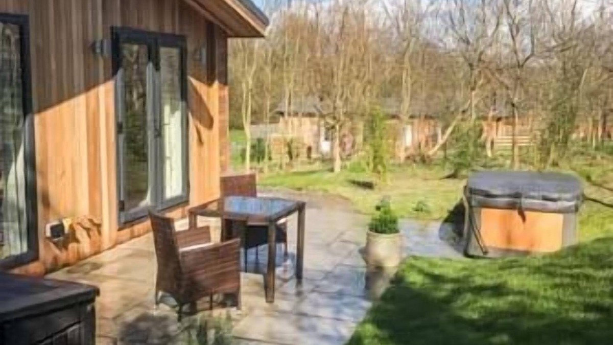Allithwaite Cottage | Shepherd Lodge