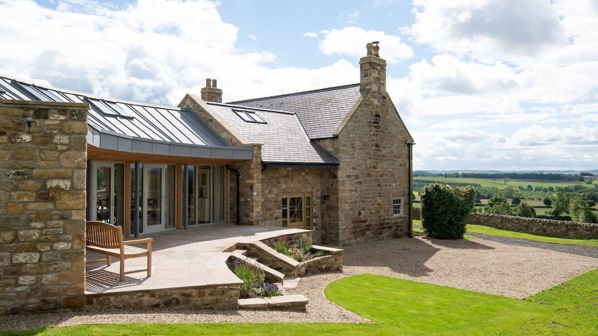 Corbridge Cottage | Shepherd's House - a fabulous four-bedroom farmhouse and courtyard conversion