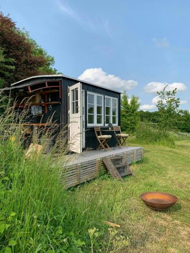 Vester Skerninge House | Shepherd's Hut With Lake View In Ollerup