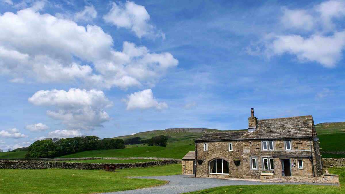 Hawes Cottage | Shepherds Cottage at Mile House Farm