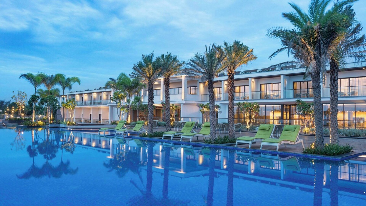 Covelong Beach Hotel | Sheraton Grand Chennai Resort & Spa