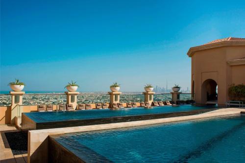 Al Barsha 1 Hotel | Sheraton Mall of the Emirates Hotel, Dubai