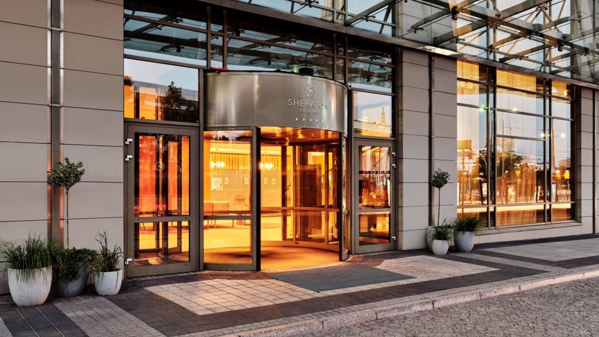 Jezyce Hotel | Sheraton Poznan Hotel