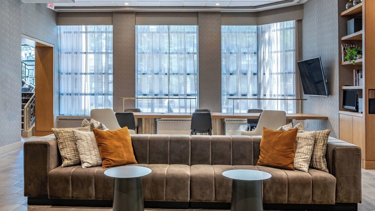 Downtown Wilmington Hotel | Sheraton Suites Wilmington Downtown