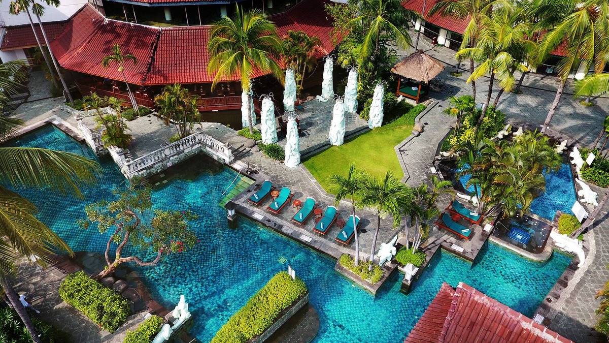 Surabaya Hotel | Sheraton Surabaya Hotel and Towers