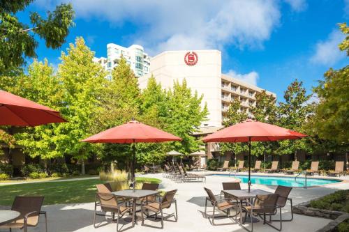Richmond City Centre Hotel | Sheraton Vancouver Airport Hotel
