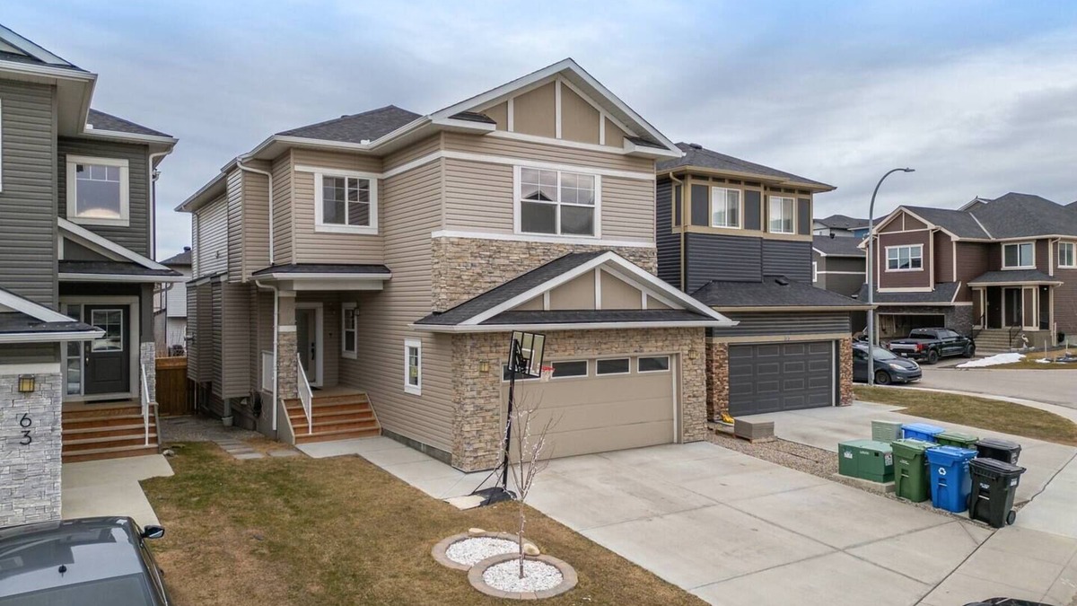 Symons Valley House | Sherview Retreat by Parks & Shopping 5BDRM Office