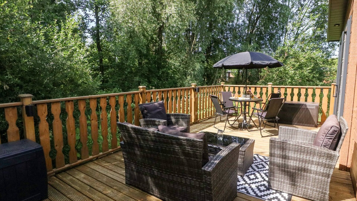 South Lakeland Leisure Village Cottage | Sherwood 34