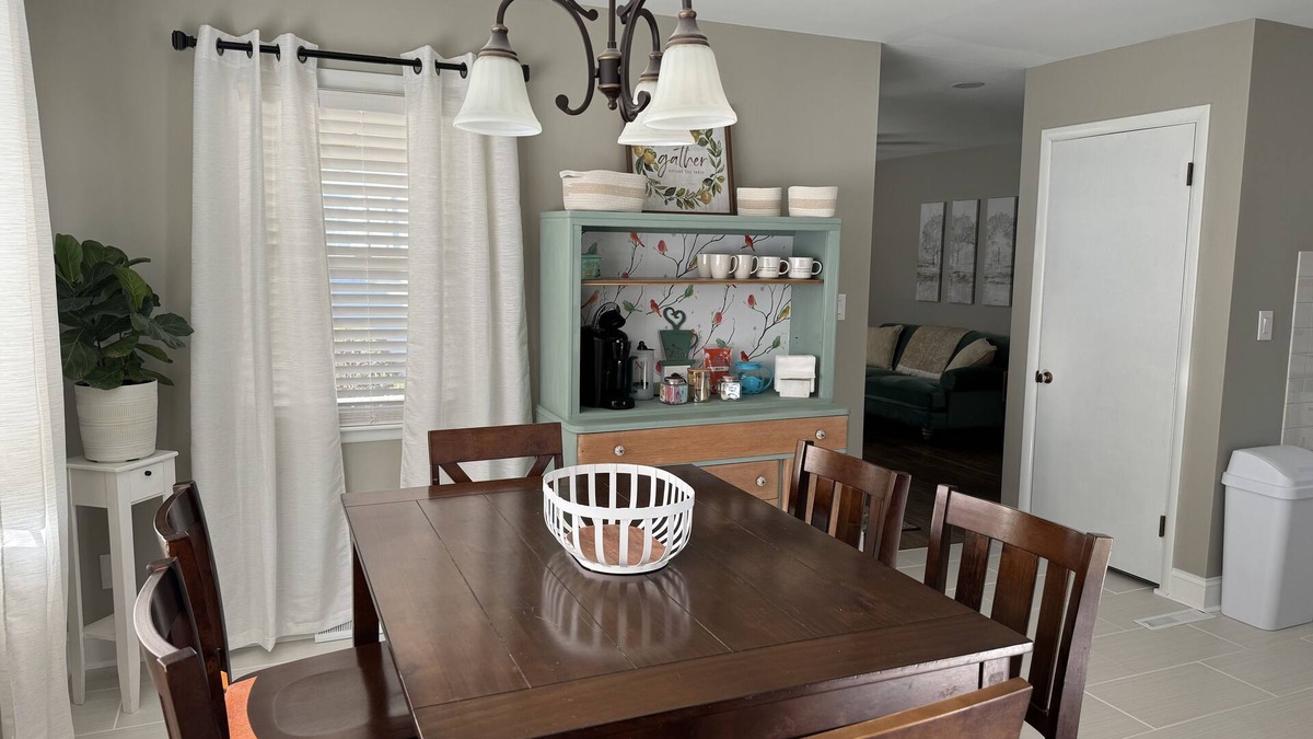 Wheeling House | Sherwood Cottage - Renovated