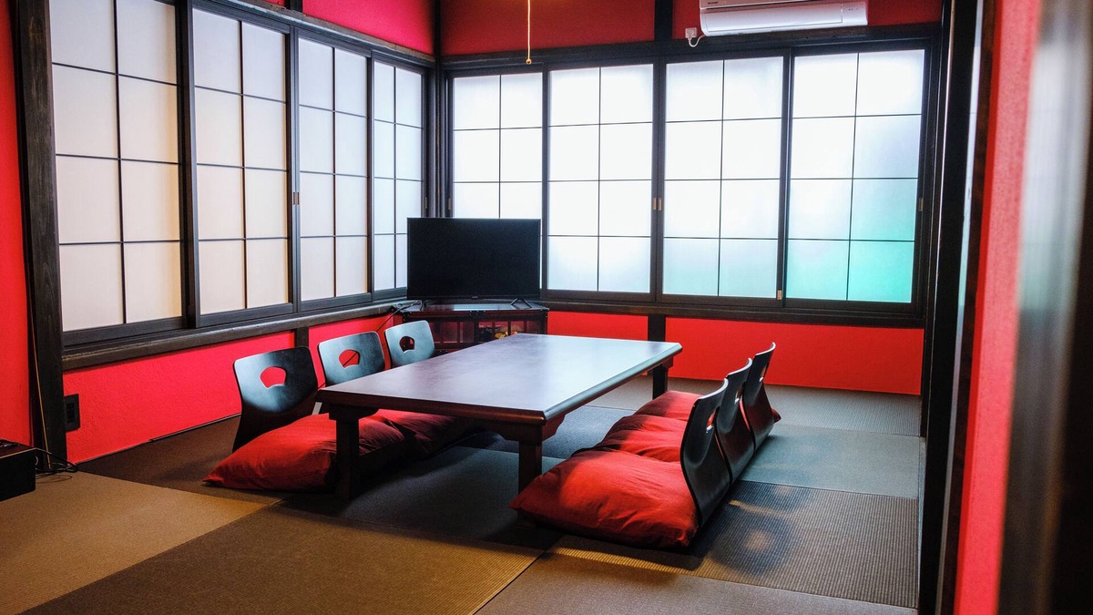 Shin-Yokohama House | Shibuya-Yokohama direct line!An entertainment inn that the of the Edo period.