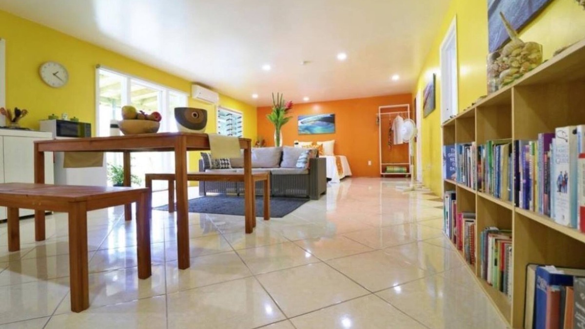 Matavera Apartment | ShineAwayHomes- Mountain view