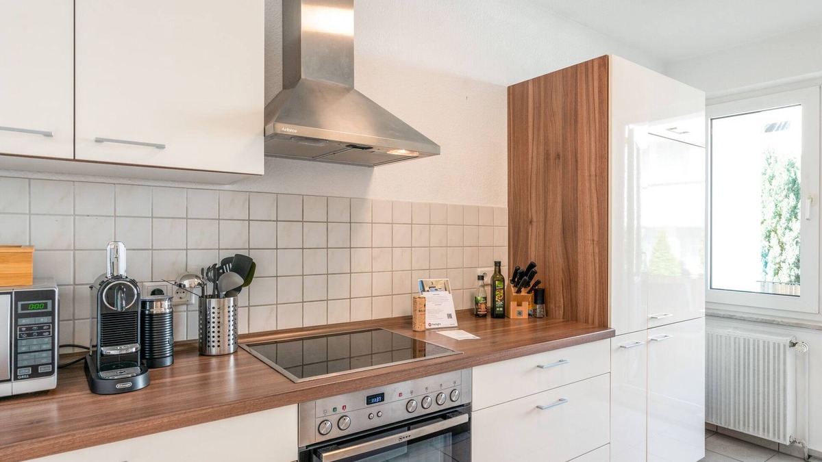 Marienburger Hohe/Galgenberg Apartment | ☆Shiny 75m² | balcony | washing machine | Netflix