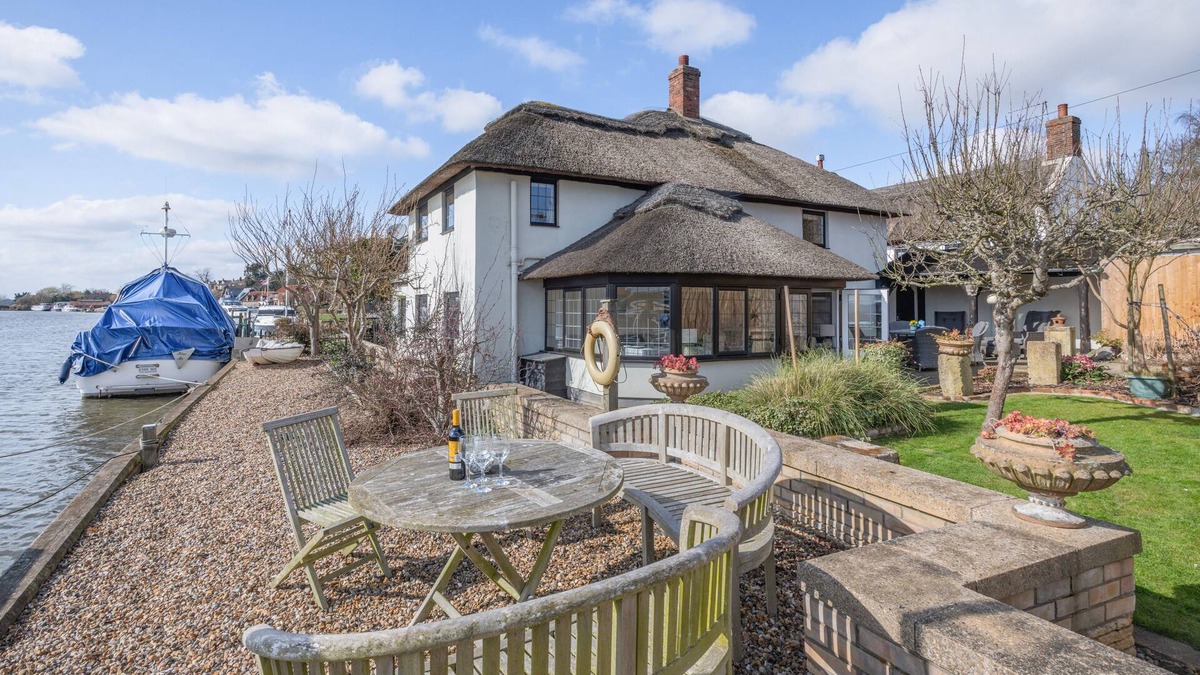 Reedham House | Ship Cottage - Reedham